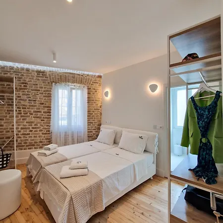 Apartment Vailato Swan White Corfu (city)