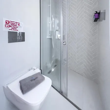 Vailato Swan White Corfu (city)