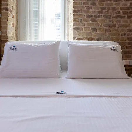 Vailato Swan White * Corfu (city)